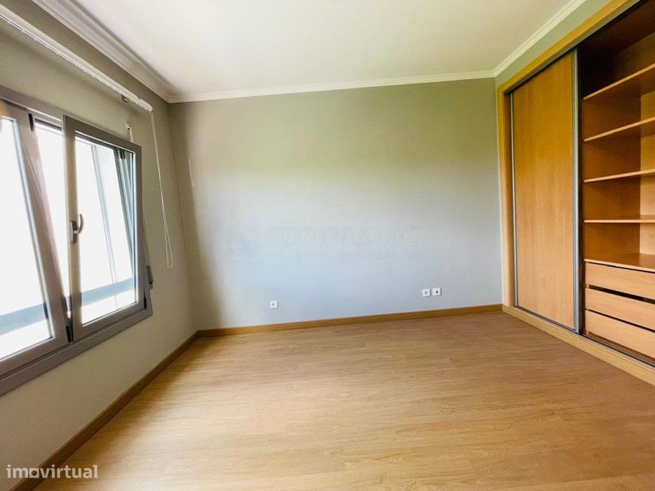 T2 recente no Sobral de Monte Agraço