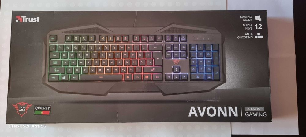 Teclado Gaming PC Laptop AVONN