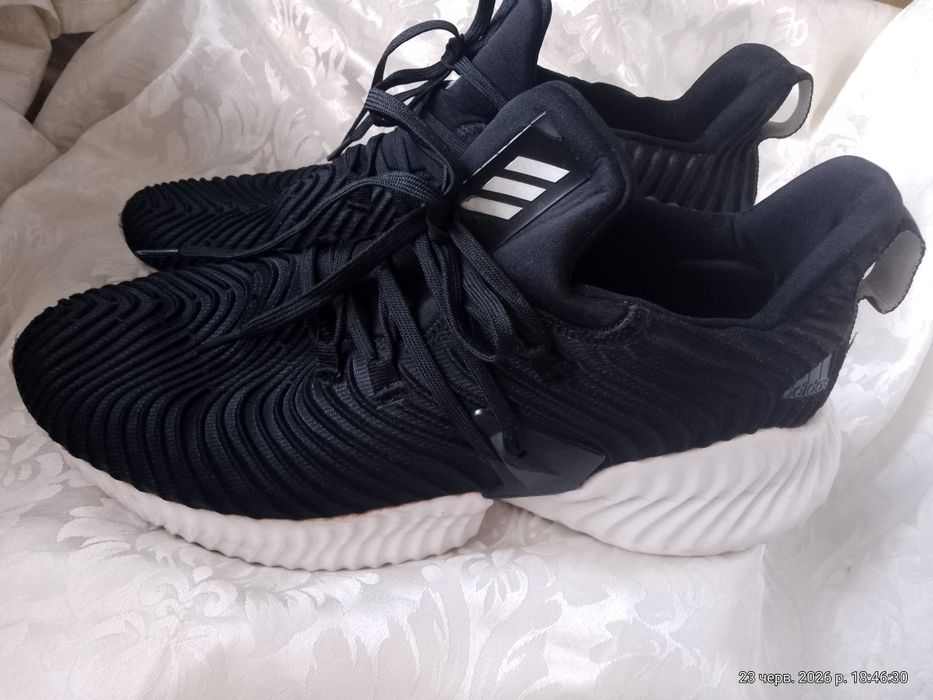 Кросівки чоловічі Adidas, Nike , 44