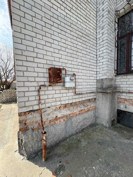 Продам большой дом в живописном месте Обуховка Кировское