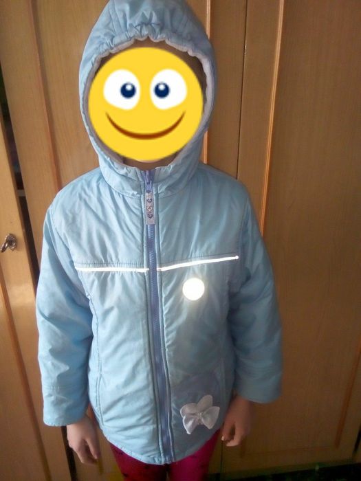 Курточка на девочку теплая