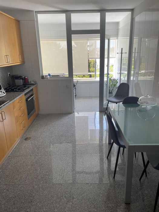 Apartamento para arrendar em Aguas Santas