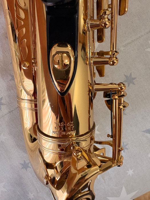 Saxofone yamaha 62