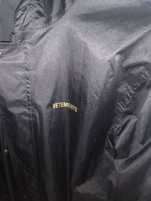 Плащ Vetements оригинал