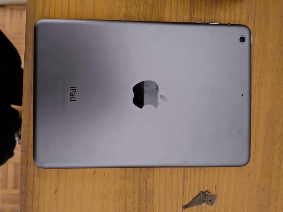 iPad mini 2014 in good condition64750710452354121