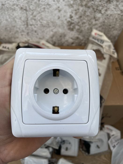 Розетки 220v/ТВ/интернет