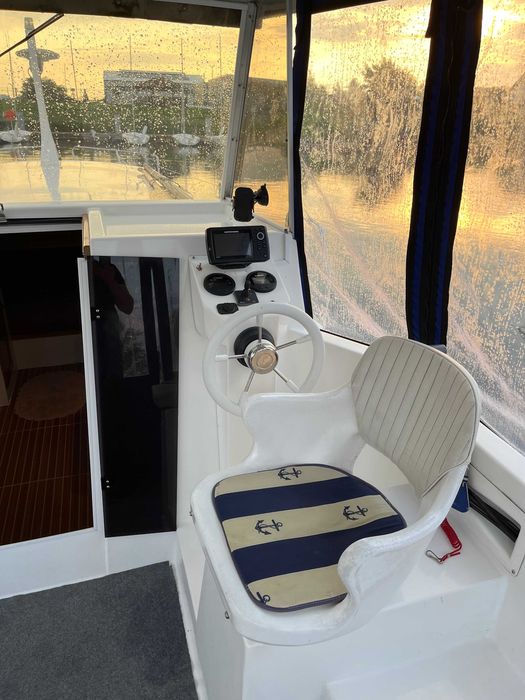 Sprzedam jacht motorowy Weekend 820 po liftingu, hauseboat, 2017 rok