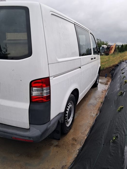 Volkswagen Transporter T5 2.0 TDI CAA | 2013