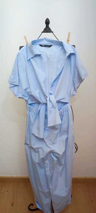 Macacão de manga curta