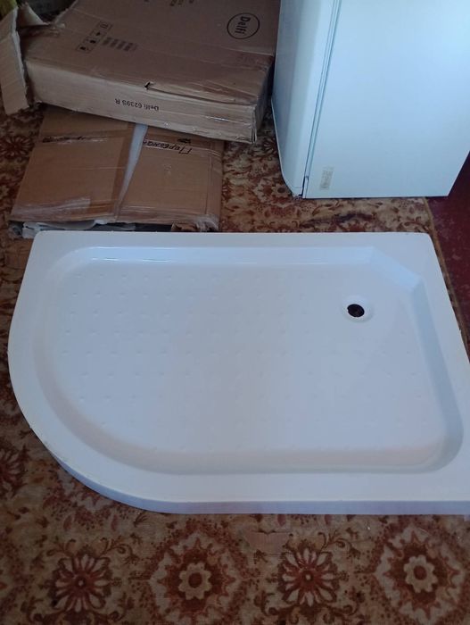 Продам душову кабінку Delfi розмер -120×80×195 .