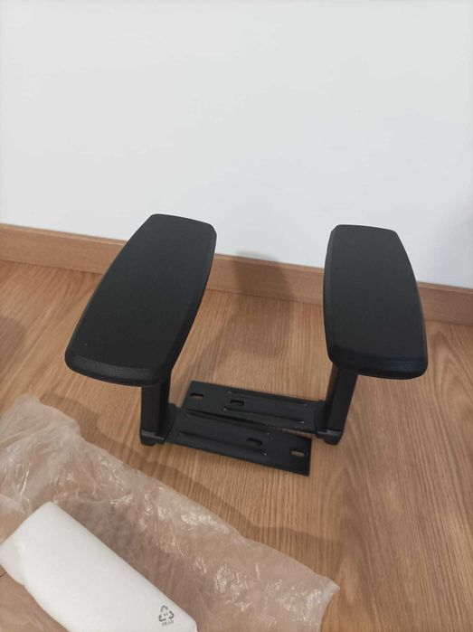 Cadeira Gaming COMO NOVA – Super Confortável