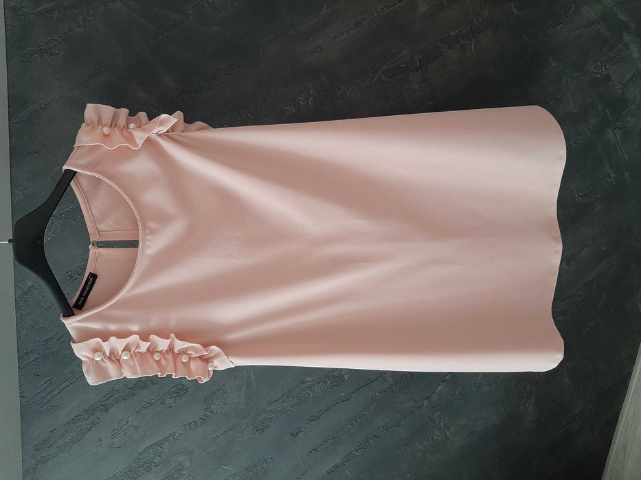 Sukienka luźna falbanki