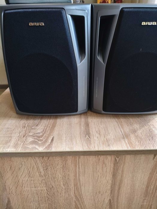 Продам музыкальный центр с колонками