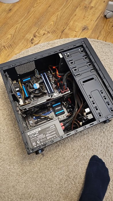 Komputer i7 3,5 GHz, 16 GB RAM, 1 TB, GeForce GTX 760 2 GB, monitor 22