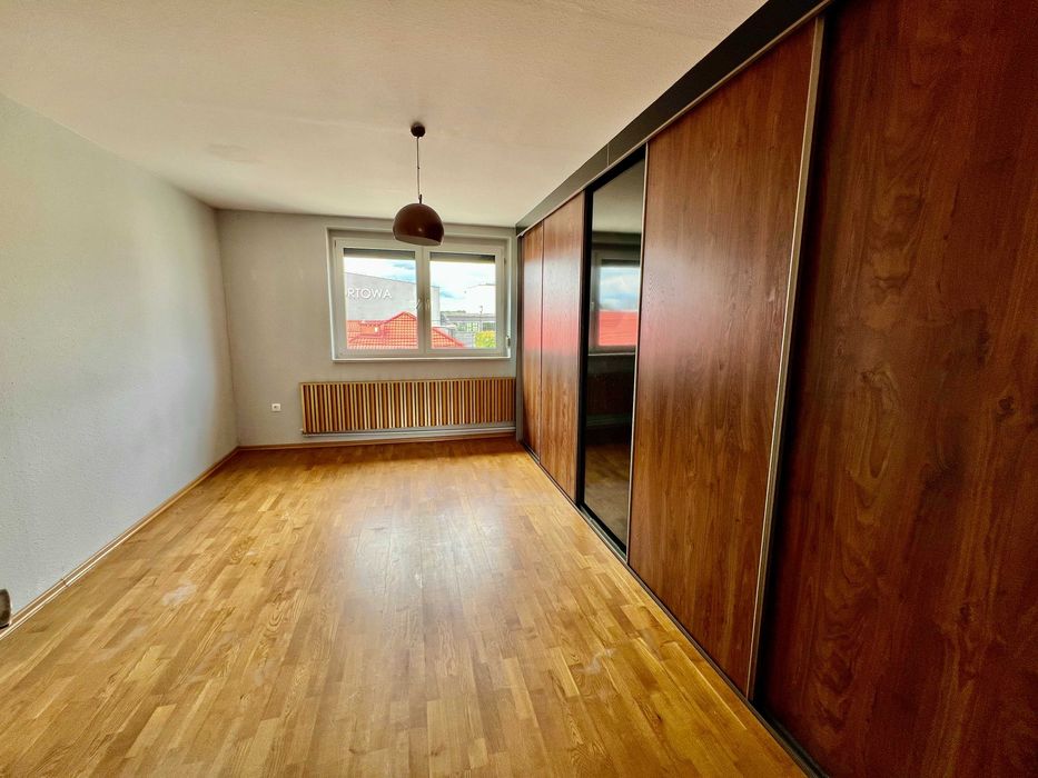 Piętro domu w Imielinie, trzypokojowe mieszkanie 80 m kw plus ogród. - Widok 3