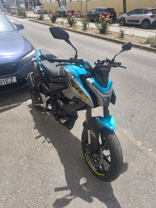 CF MOTO NK 125 em excelente estado