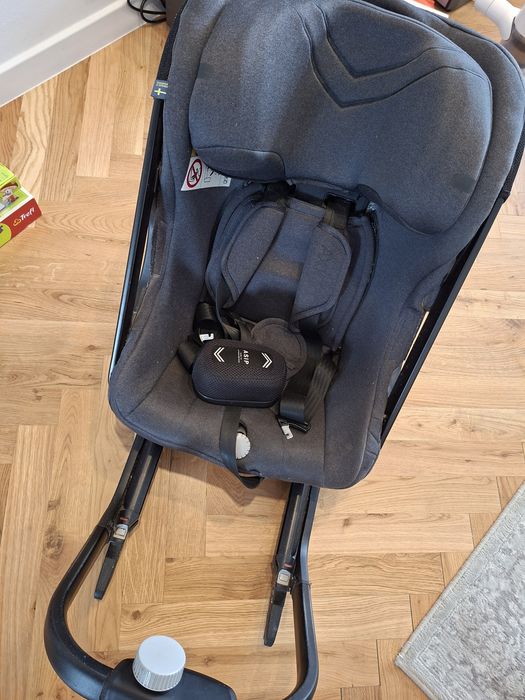 Axkid one fotelik bezwypadkowy  isofix