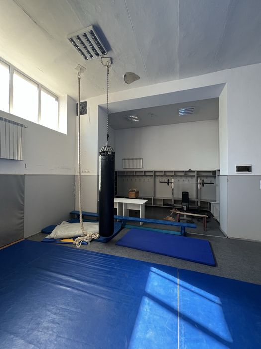 Оренда спортивного зала 166 м² в центрі