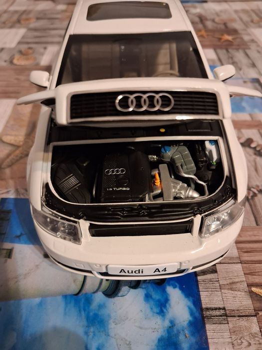 Unikat Audi A4 B6  model kolekcjonerski 1:18