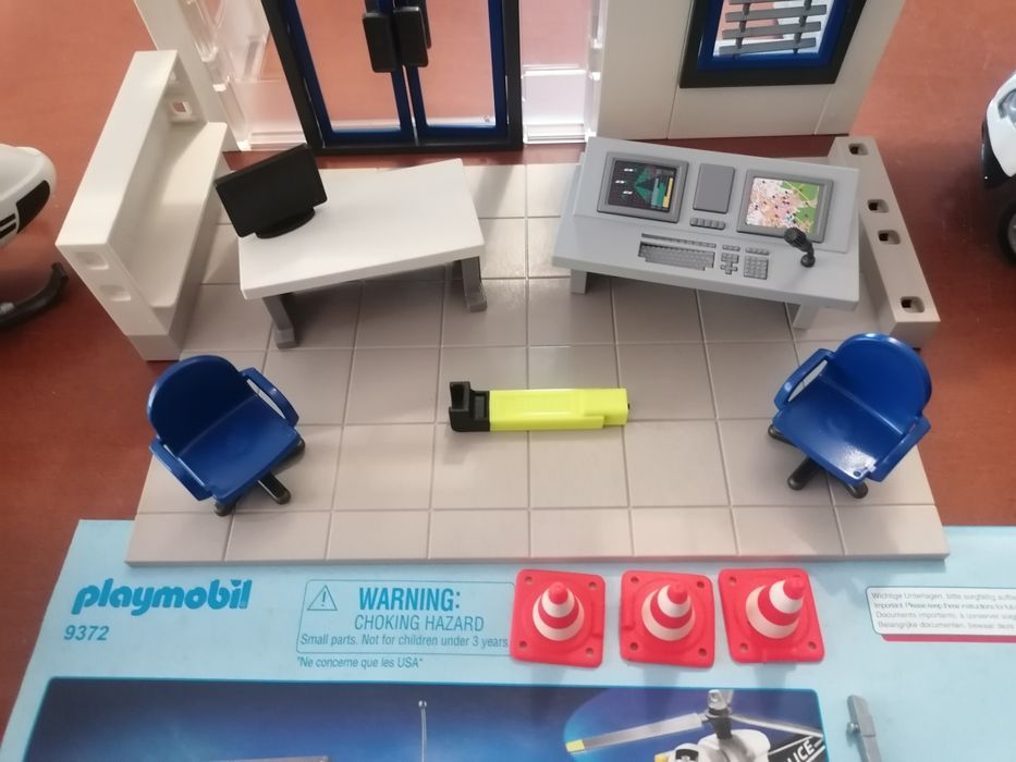 Playmobil 9372 - Esquadra da Polícia