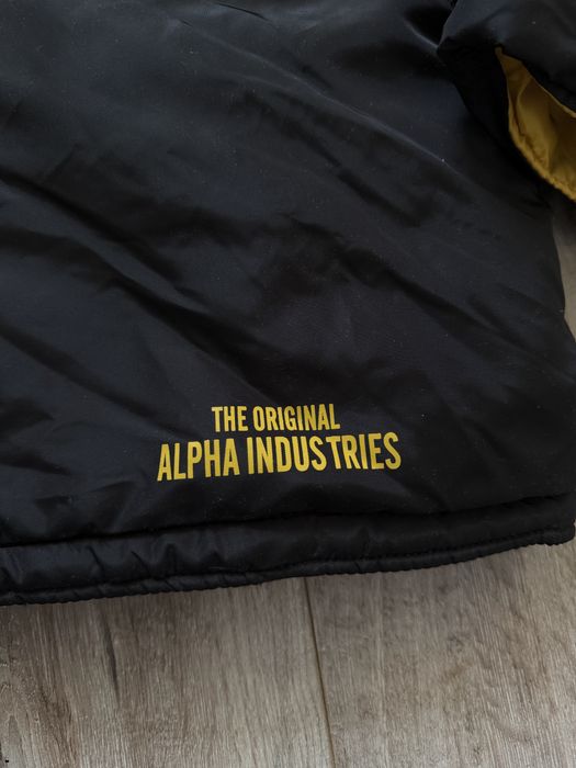 Парка alpha industries