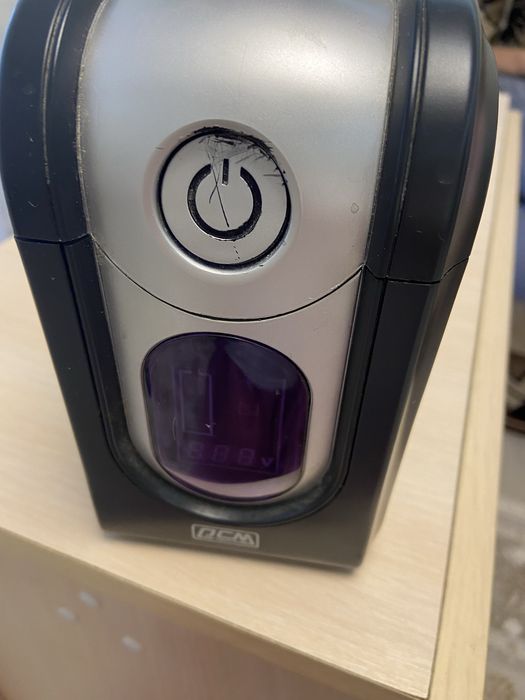 Продам джерело безперебійного живлення Powercom Imperial IMD-825A Безперебійник