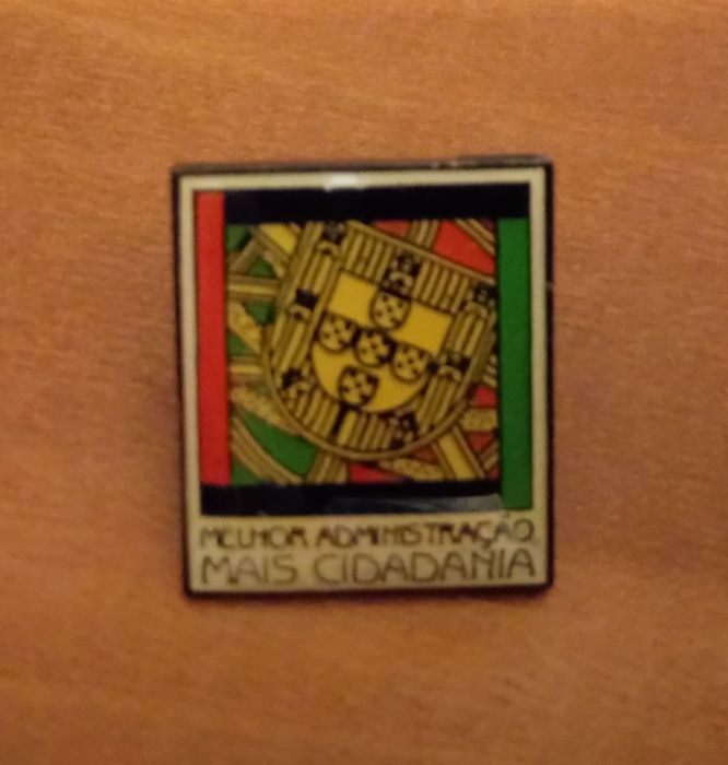 Vários Pin's