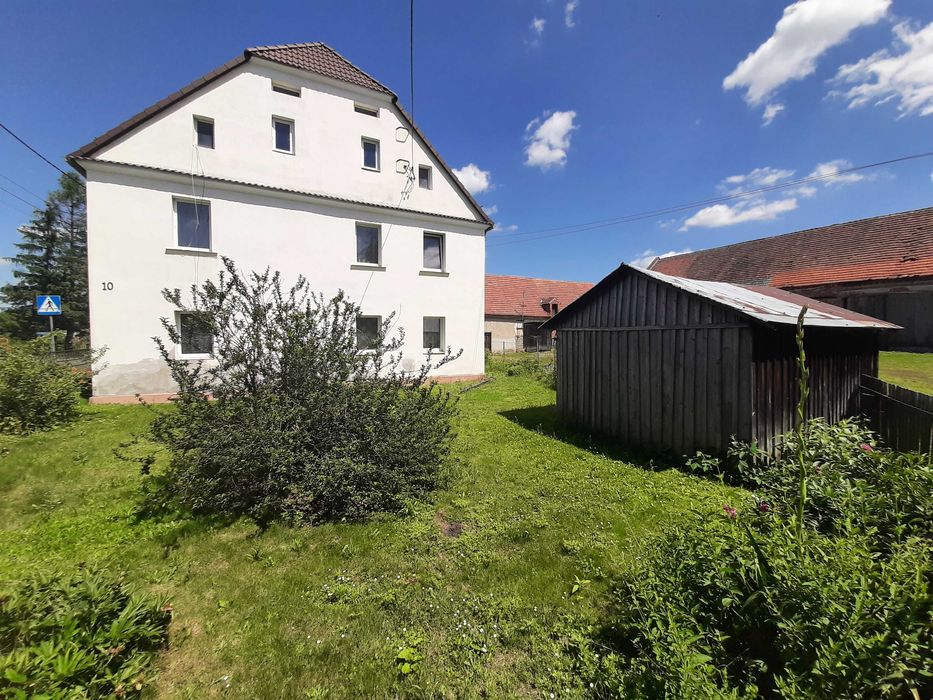 Sprzedam udział - dom z zabudowaniami gospodarczymi