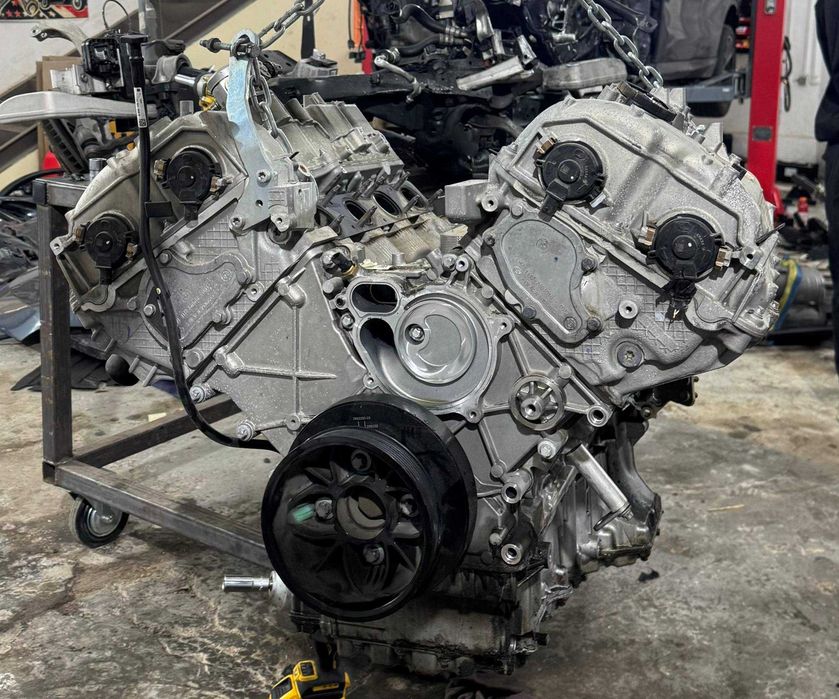 BMW  N63B44D двигатель  M50 2020 год
