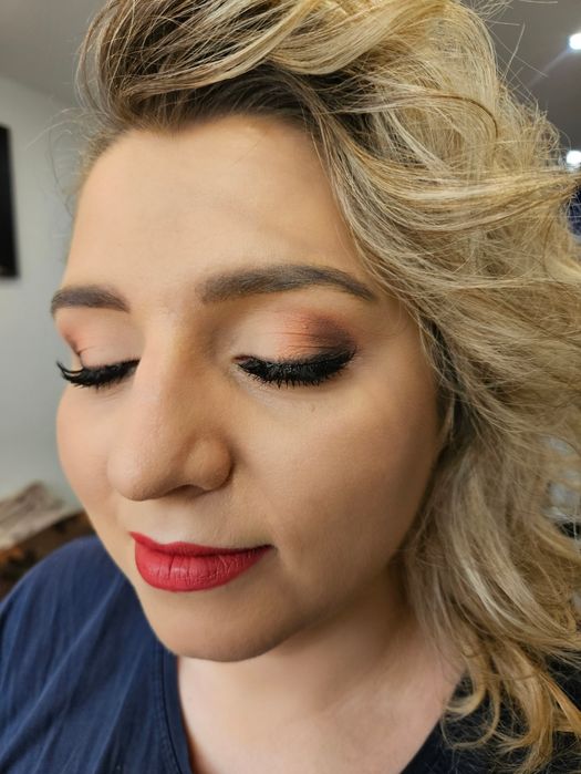 Komunie  Makijaz i fryzura z dojazdem do klienta