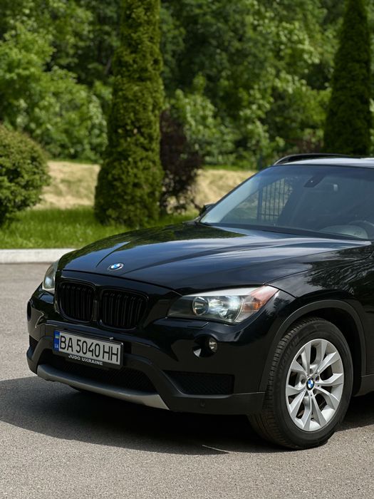Продам авто БМВ х1 2014