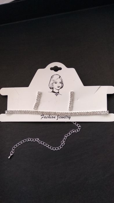 Kolia obroża z kolczykami