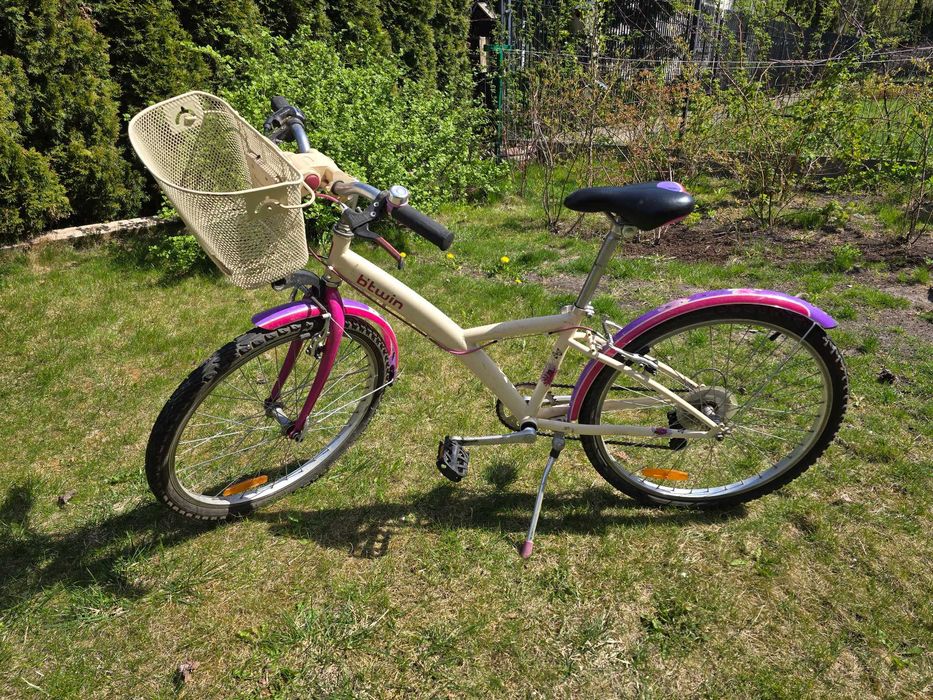 Rower btwin dla dziewczynki 24 cale z odpinanym koszykiem
