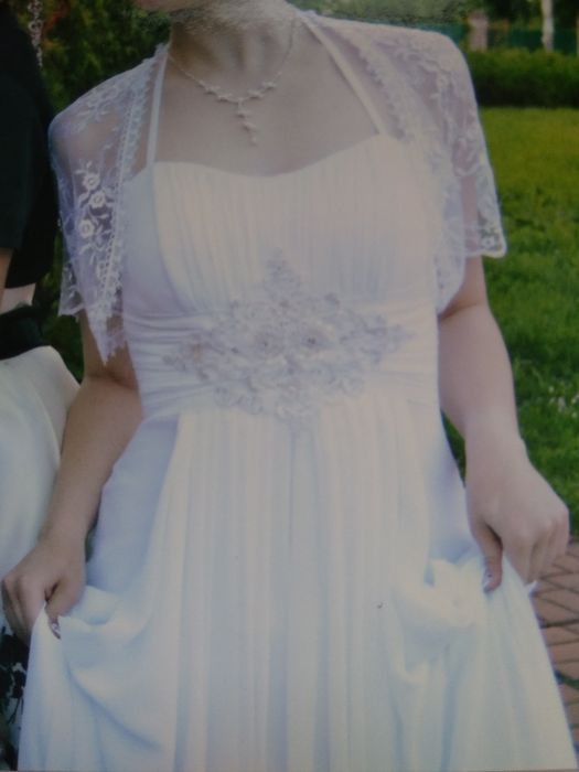 Продам весільну(випускну) сукню
