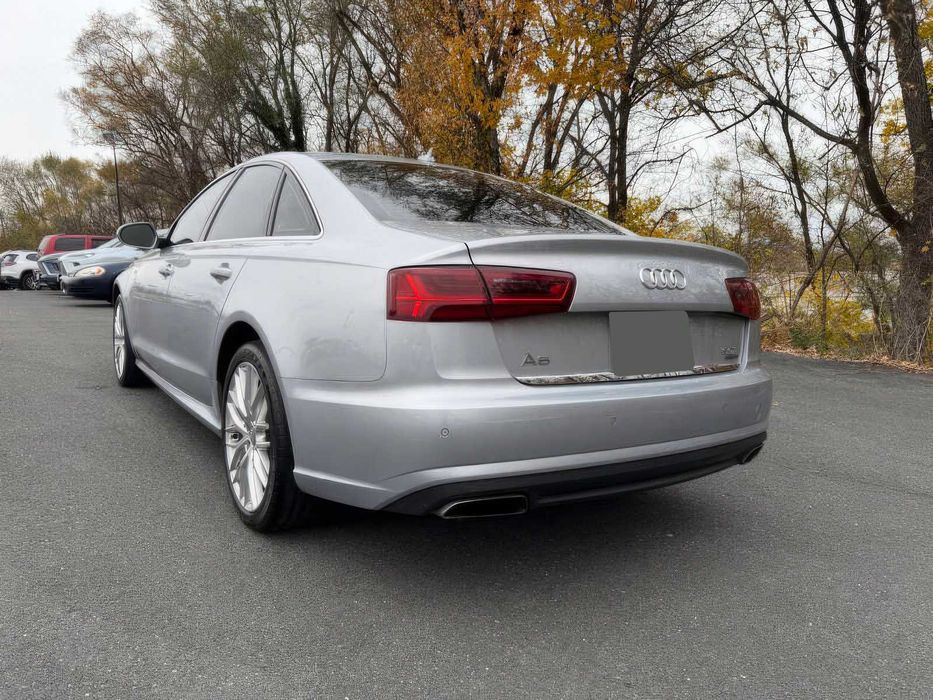 Audi A6      2016