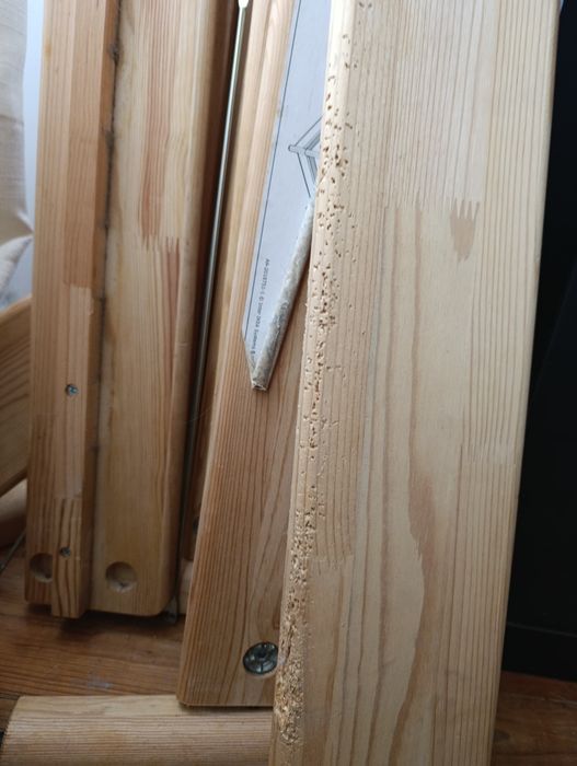 2 camas pinho com colchões