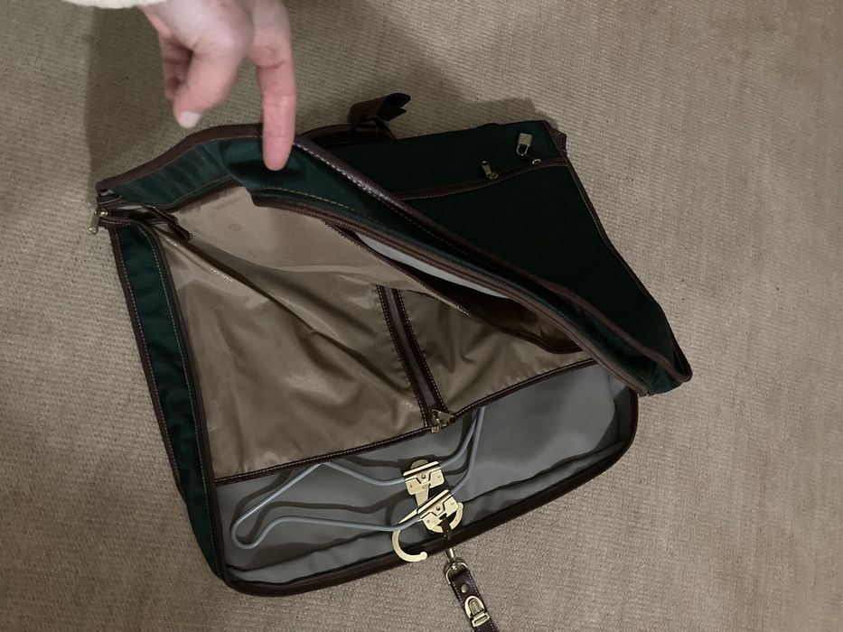 Mala porta-fatos: como NOVA