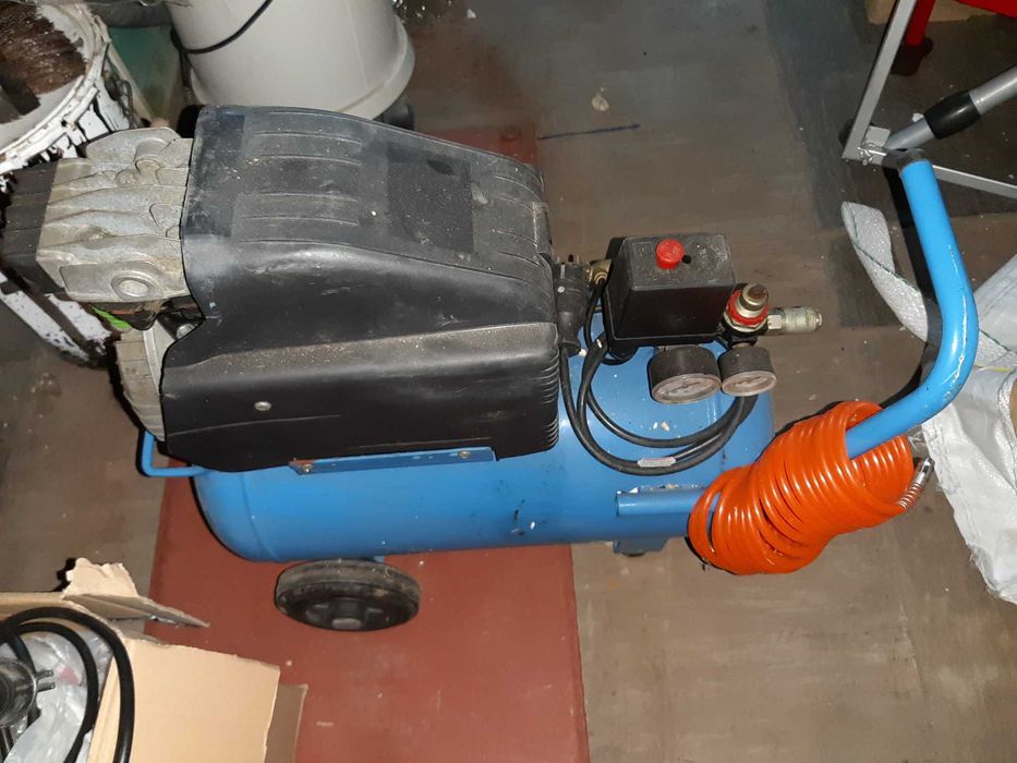 Sprężarka kompresor powietrza Tool - Air 494