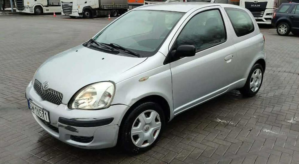 Toyota Yaris 1.0// 2003r.// Długo opłaty