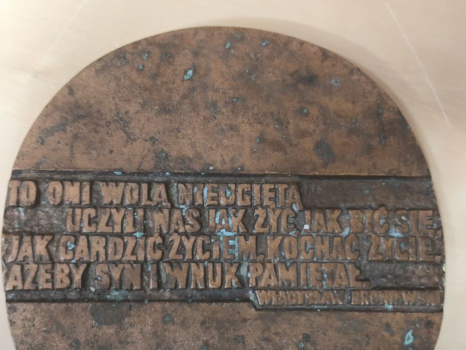 Medal pomnik czynu rewolucyjnego