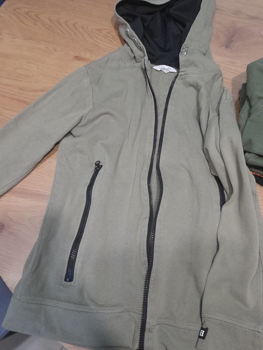 Sprzedam bluzę dla chlopca