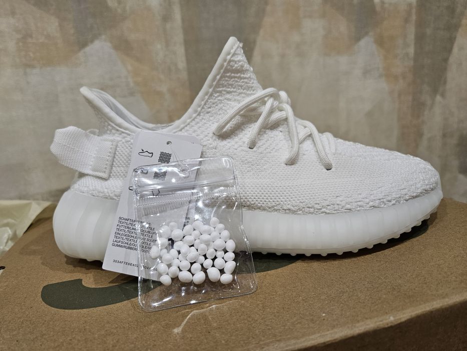 adidas Yeezy Boost 350 V2 CP9366 оригінал