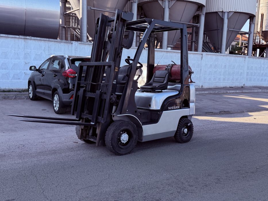 Погрузчик nissan a15w газ бензин