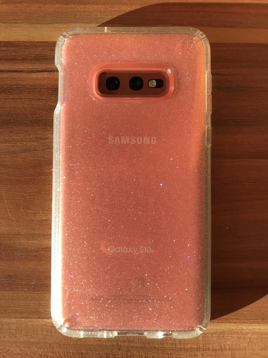 Samsung S10e 256 Gb розовый цвет как новый