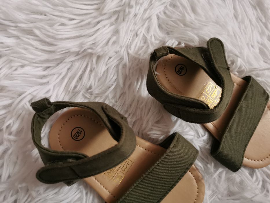 Coccodrillo, zielone sandałki chłopięce khaki 19/20