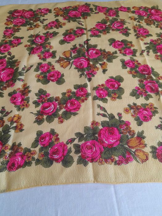 Chustka ze srebrną nitką wełenki góralska