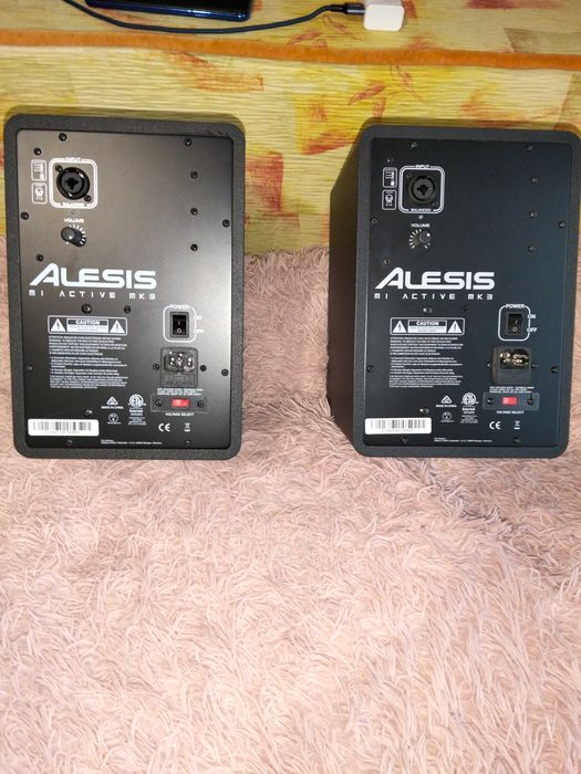 Студійні монітори  Alesis M1Active MK3 (ціна за пару)