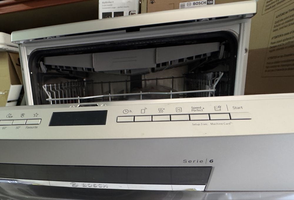 Máquina de Lavar Loiça BOSCH SMS6ECI15E Serie 6 (14 Conjuntos