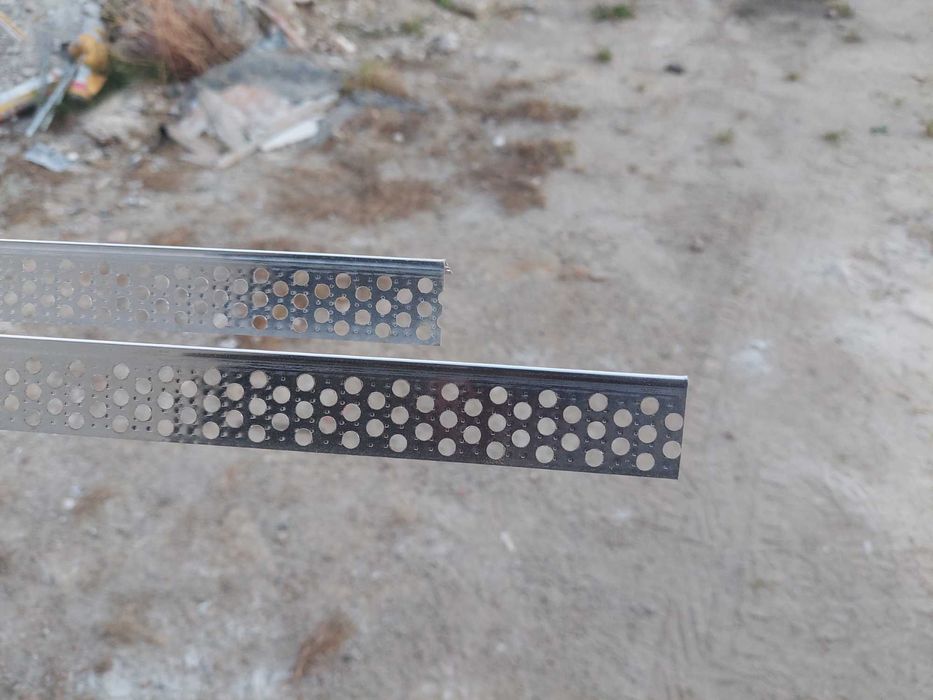 Kątownik aluminiowy do gładzi 3mb