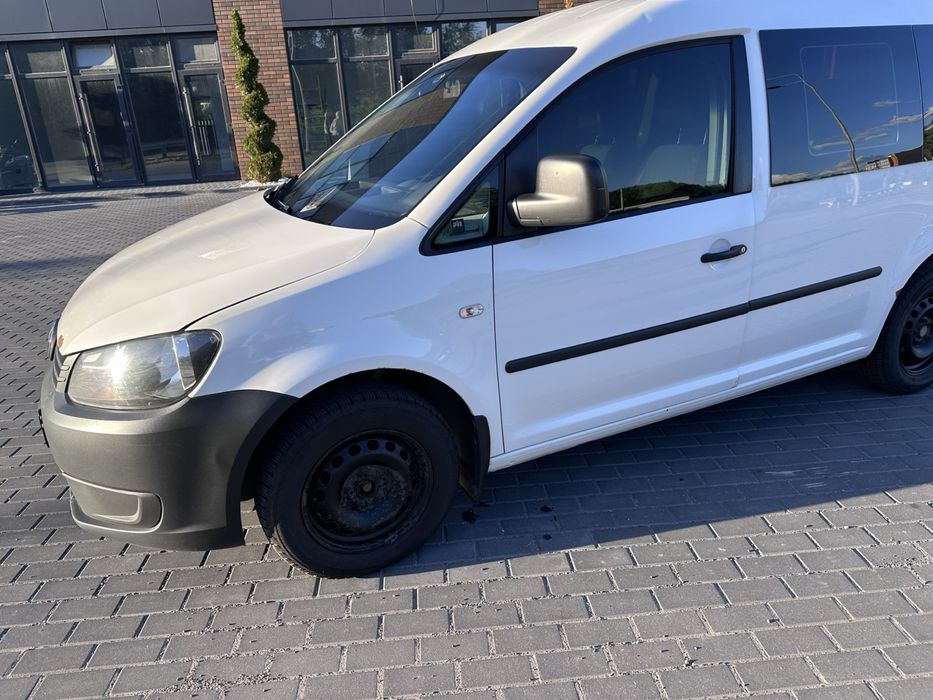 Volkswagen Caddy 2011